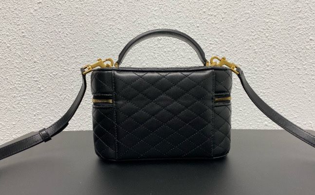 Дамска чамта YSL
