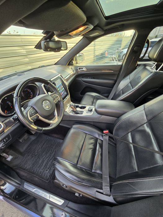 Jepp Grand Cherokee - Full