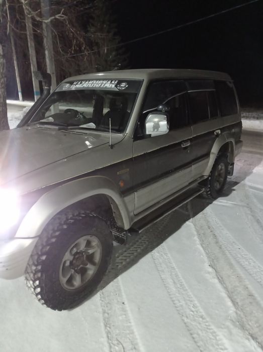 Срочно продам Паджеро 2