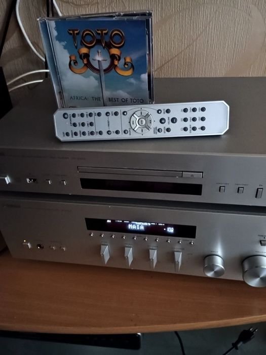 Продавам Yamaha R-S 300