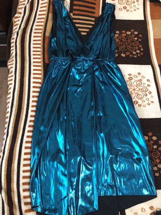 Продам Красивые платья