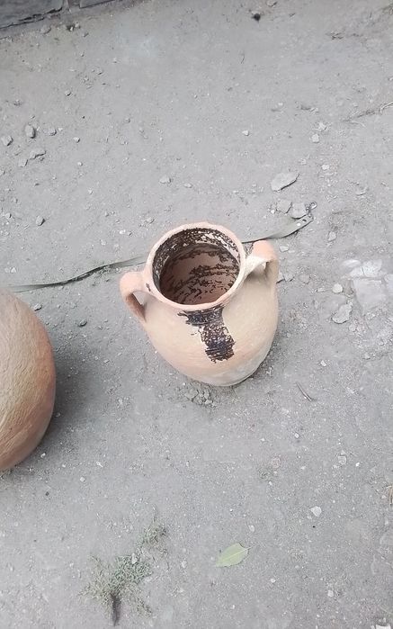 Горшки .Вазоны для сада ,амфора.