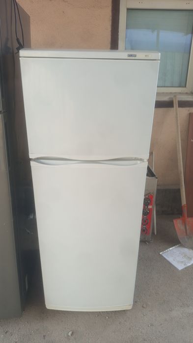 Холодильники бытовые б.у