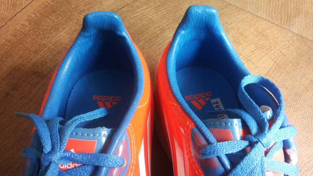 Adidas F-10 Astro Turf  Shoes Размер EUR 36 / UK 3 1/2 обувки 244-14-S