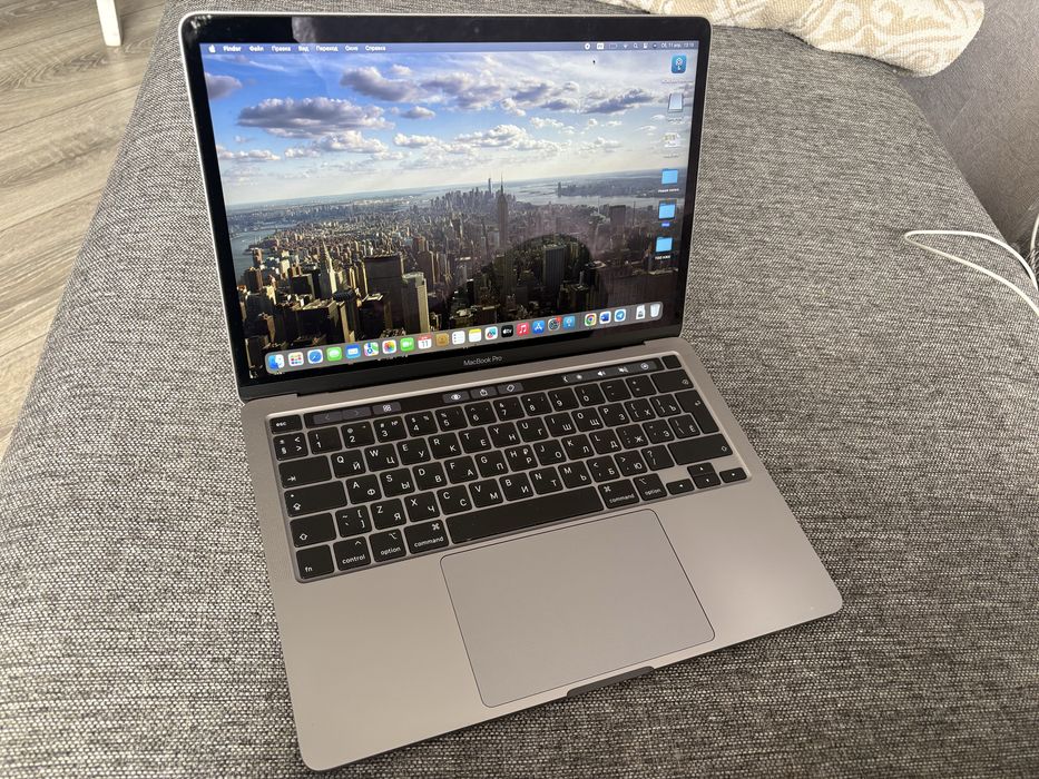 MacBook PRO 512gb 16gb i5