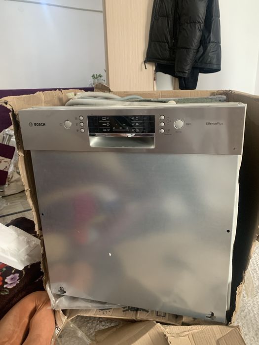 посуда мойка  в отличном состояние