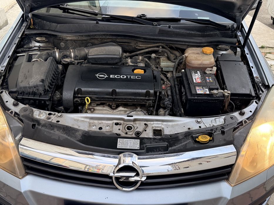 Opel Astra H 1.6 benzina an 2006