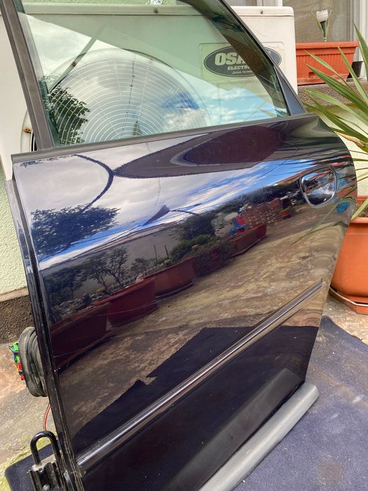 Продавам врати и заден капак за Ауди А3 8L LZ5L