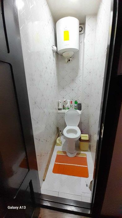 Срочно квартира ертўласи билан бирга шаҳар ичида (Трикотаж фабрика)