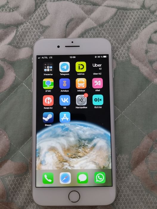 Айфон 8 плюс  (64gb) 77%