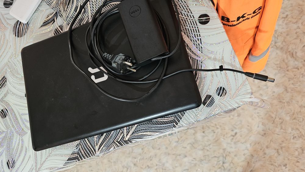 Лаптоп Compaq  Presario CQ56