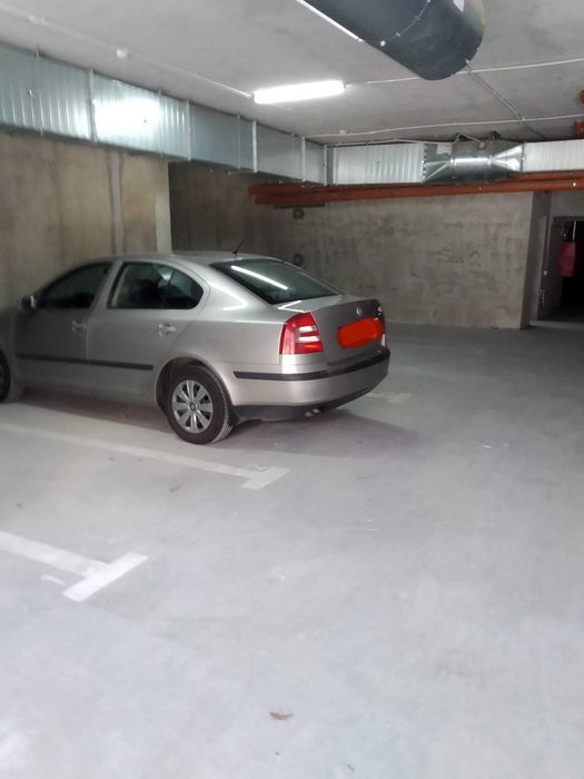 Chirie apartament cu o cameră, are loc de parcare în parcare subterană