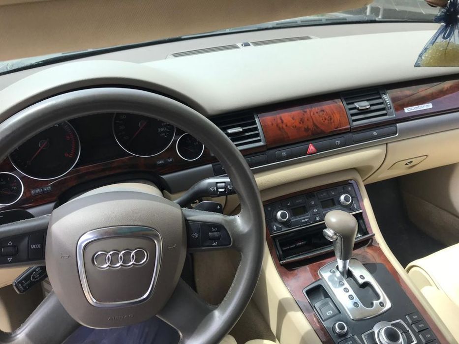 Dezmembrari  Audi A8 (4E)  2002  > 2010 4.2 TDI quattro Motorina