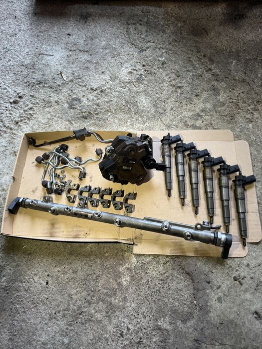 Помпа,дюзи,рейл бмв х3,е83 218кс(pompa,diuzi,reil bmw x3,e83 218hp)