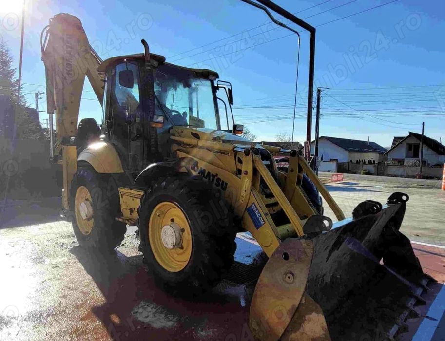 Buldoexcavator Komatsu WB93s
