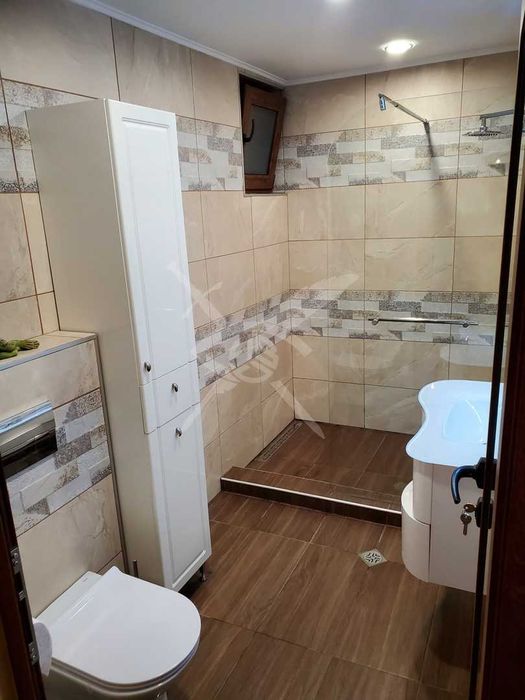 Дава се под наем Тристаен апартамент в София, Изгрев - 85 кв.м за 990 € - Снимка #7