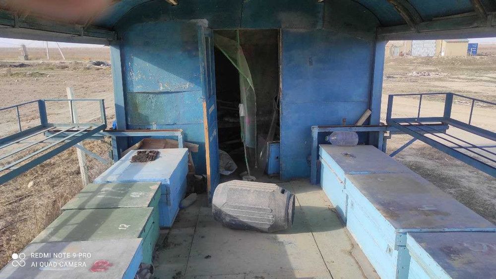 Асалари вагон. Улей на прицепе.