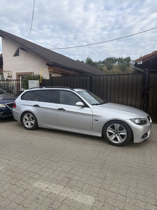 Vând BMW E91 320D