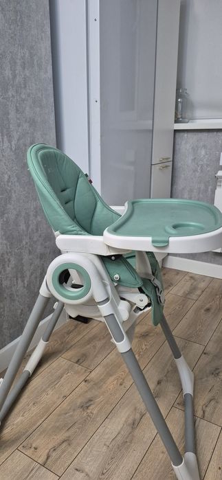 Продам стульчик для кормления