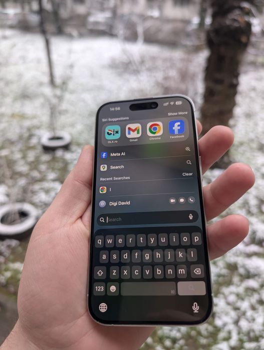 Vand/Schimb Iphone 15 pro baterie 100%