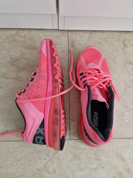 Nike Air Max Оригинални маратонки 39 номер