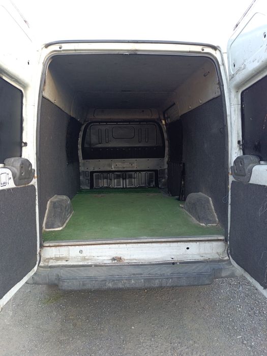 Inchiriez Duba . Închirieri Dube Duba de închiriat