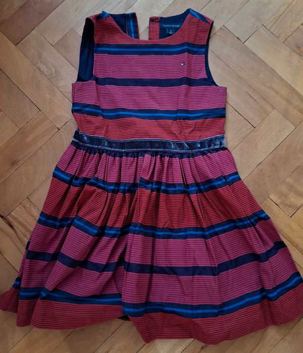Дрехи за деца Hilfiger