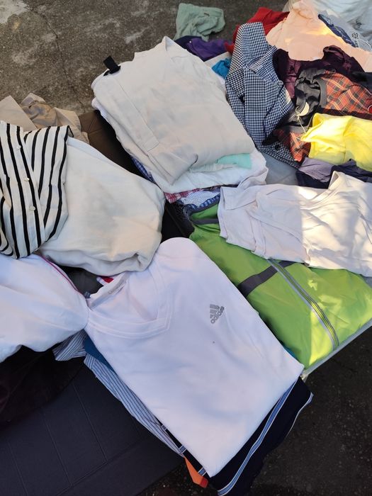 Haine și încălțăminte second hand premium la kg