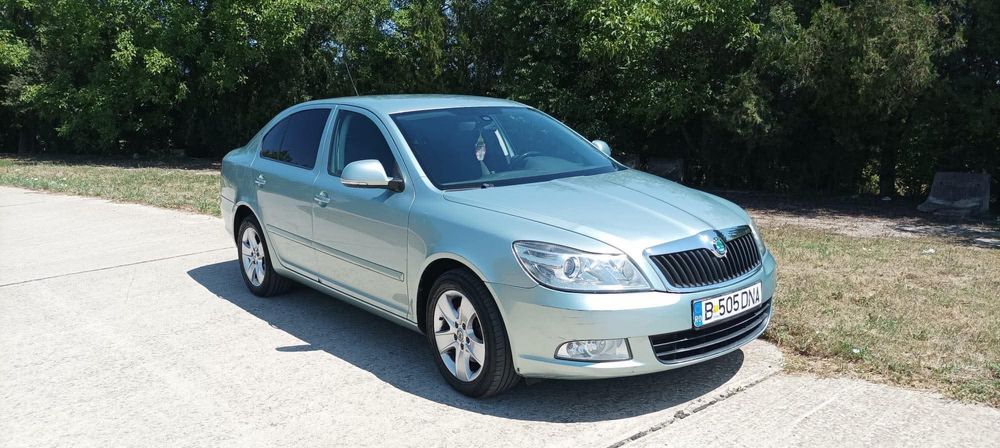 Vând/Schimb Skoda Octavia II Facelift 2.0 TDI DSG – 140 CP – Navigație – Îngrijită
