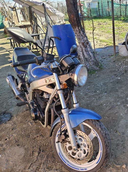 Motocicleta Suzuki 500