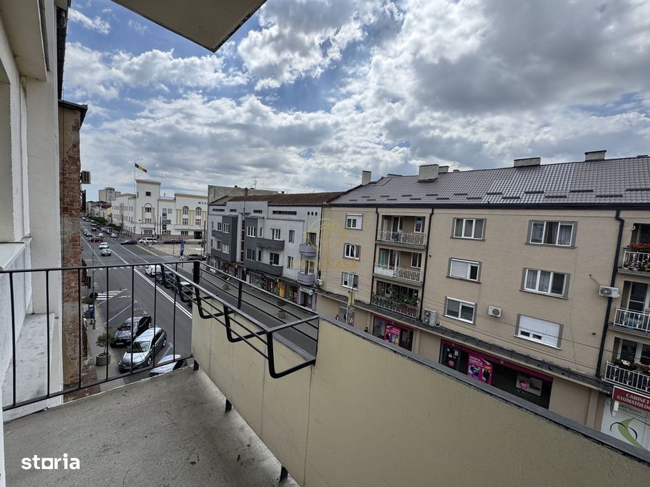 Chirie Ultracentrala Satu Mare/Etaj 3/MOBILAT/UTILAT