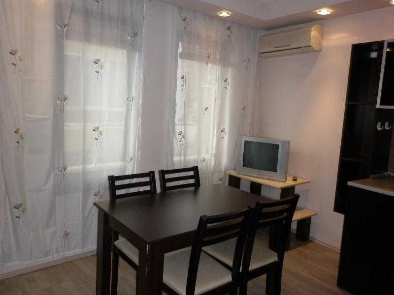 Дава се под наем Двустаен апартамент в Бургас, Сарафово - 44 кв.м за 280 € - Снимка #2