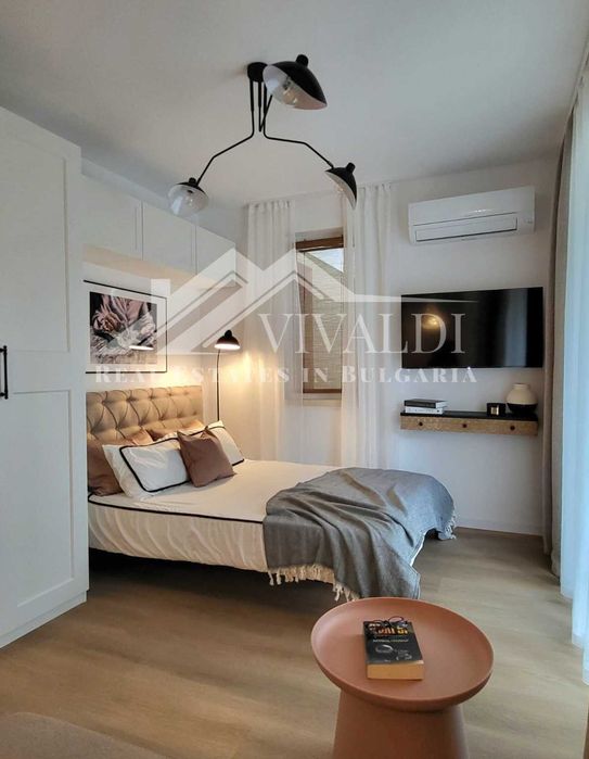 Продава се Едностаен апартамент в Варна, Център - 40 кв.м за 3875 €/кв.м - Снимка #9