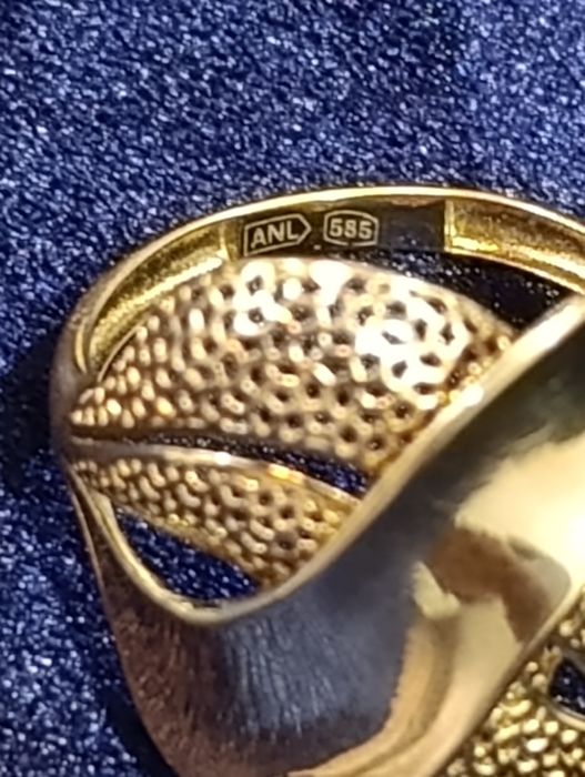 Золотые кольца , тилла узук проба 585, вес 3,97 гр  .