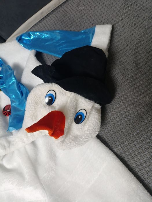 Новогодний костюм снеговика