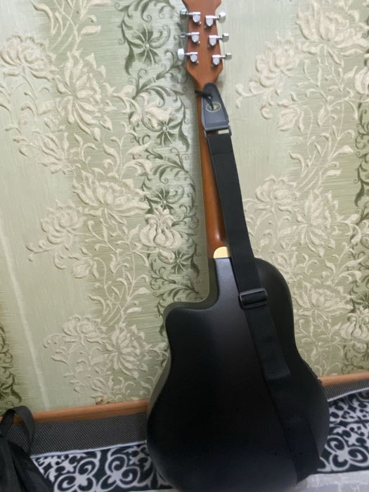 Гитара элекрическая новая