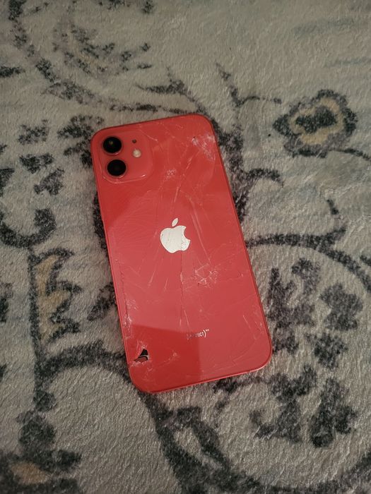 Iphone 12  на запчасти