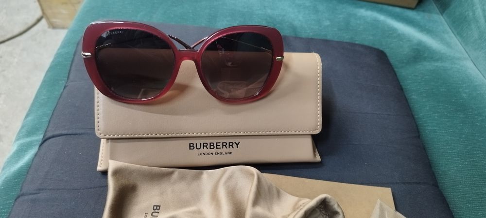 Ochelari de soare dama Burberry