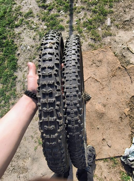 Vând piese bicicleta