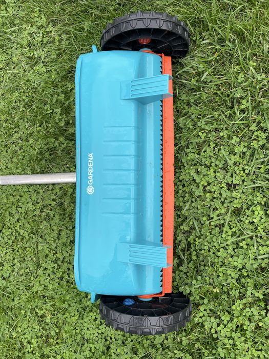 Dispozitiv de imprastiere Gardena Classic 300, 10 l, 45 cm