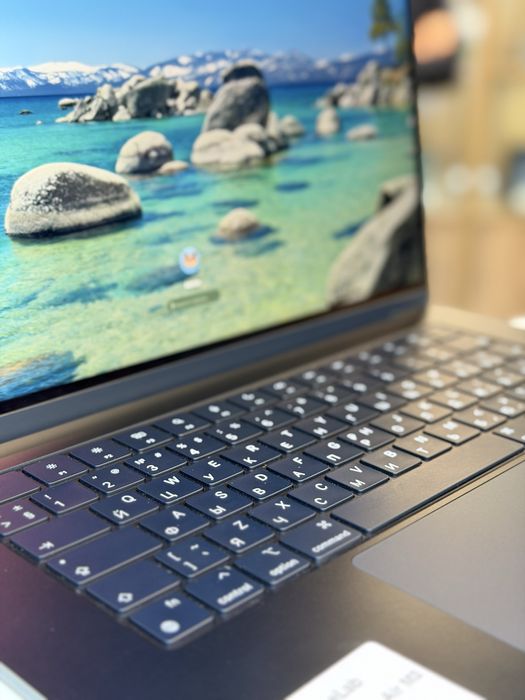 MacBook 15-inch Air M3 256GB / PhoneLab