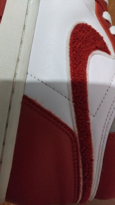 Jordan 1 Varsity Red 42