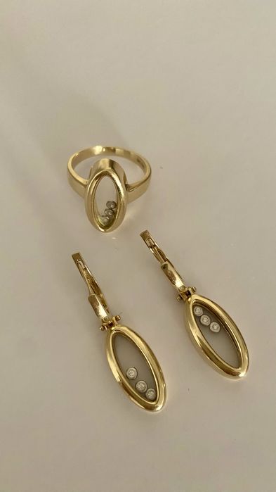 Комплект из желтого золота