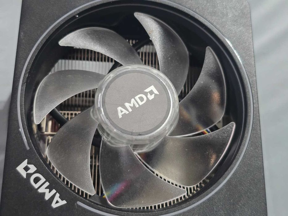 Cooler Procesor AMD Wraith Prism RGB, 4 Heatpipes Cupru, PWM 4-Pin, Socket AM4 / AM5