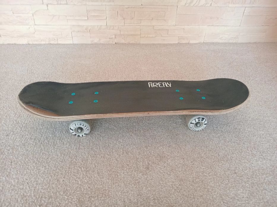 Vând  skateboard