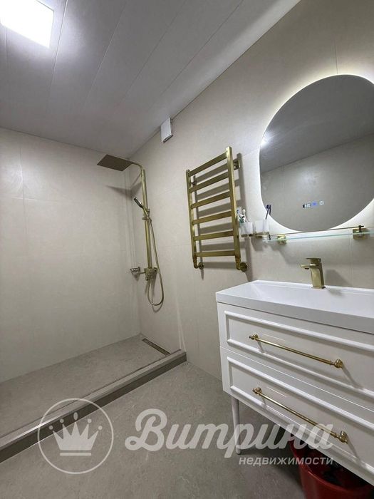 Буюк Ипак Йули 4-комнатная