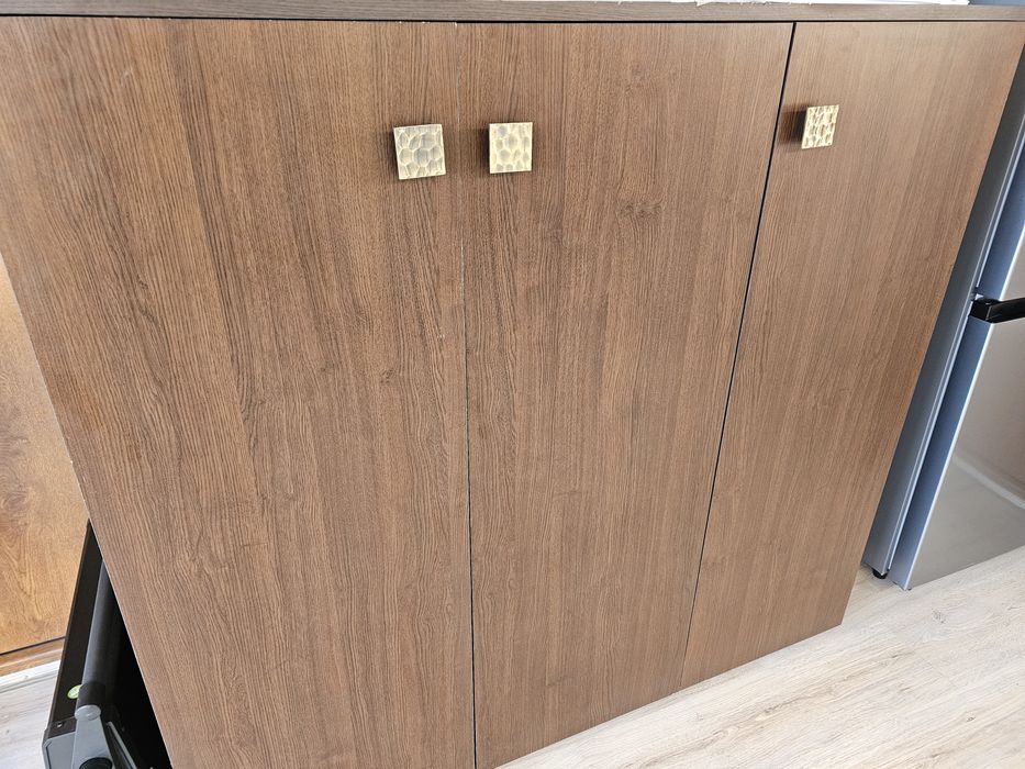 Dulap haine cu 3 usi