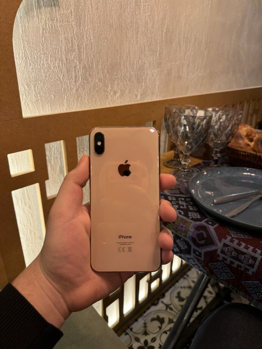 Продам Айфон Xs max 64G