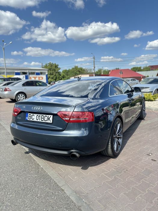 Audi A5 Quattro 2.0 TFSI (211 CP) S-Tronic 7+1