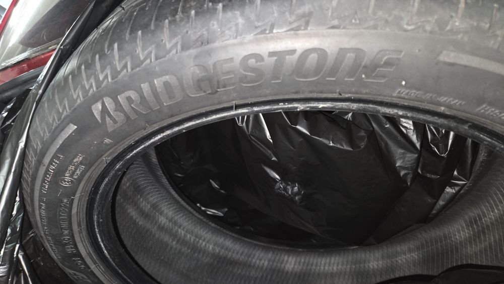 Anvelope vara Bridgestone Turanza 215 45 r18